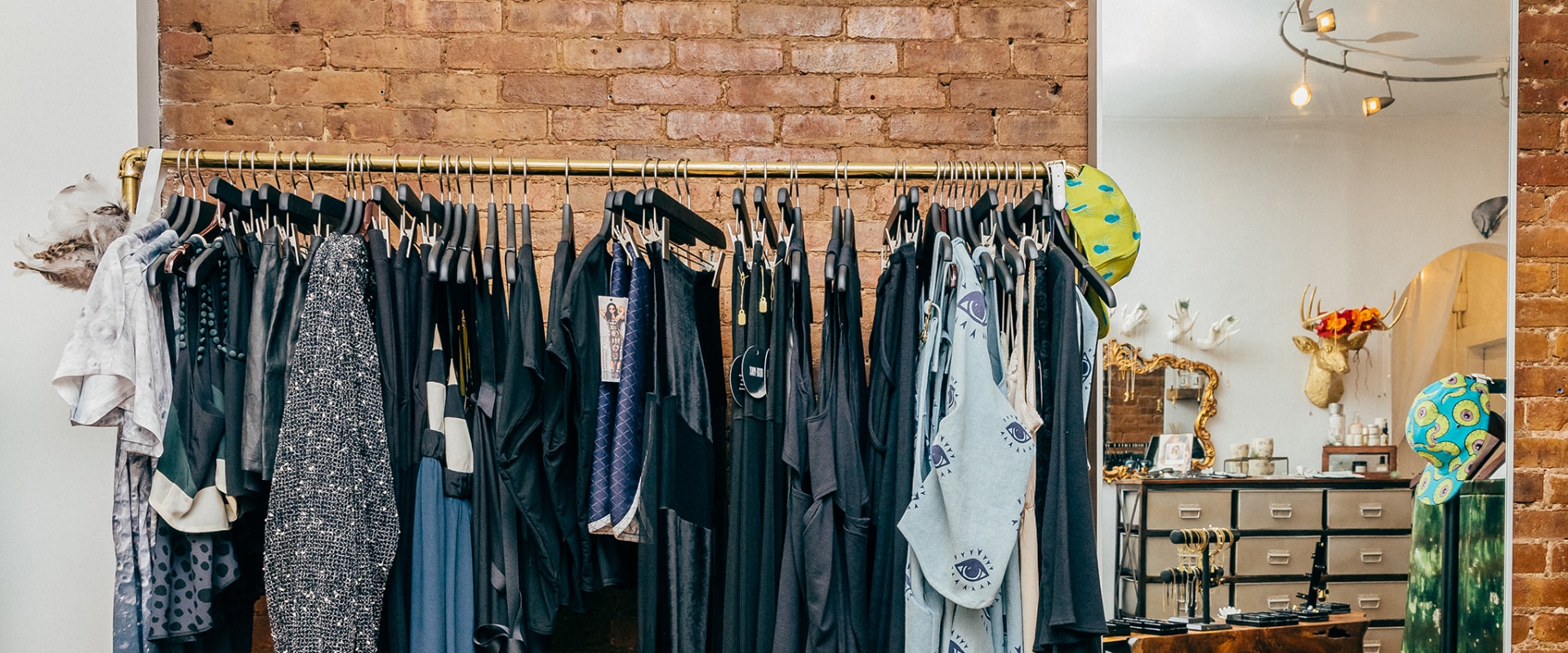 The Ultimate Guide to Shopping in NYC: Find the Best Stores and Deals